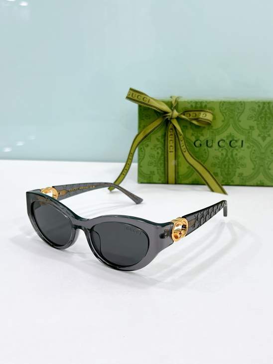 Picture of Gucci Sunglasses _SKUfw79566931fw